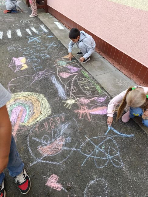 03df9f18-7988-4acd-bdfc-24c1c3d1bcb6