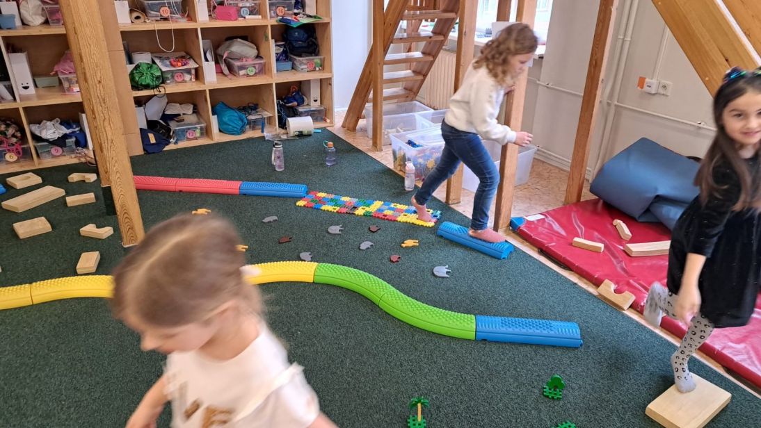 0f6c6ab2-2933-4d41-9dd5-aeda89ef1add