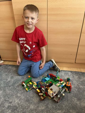 2fa67707-2507-404b-8763-f16ba38557e1