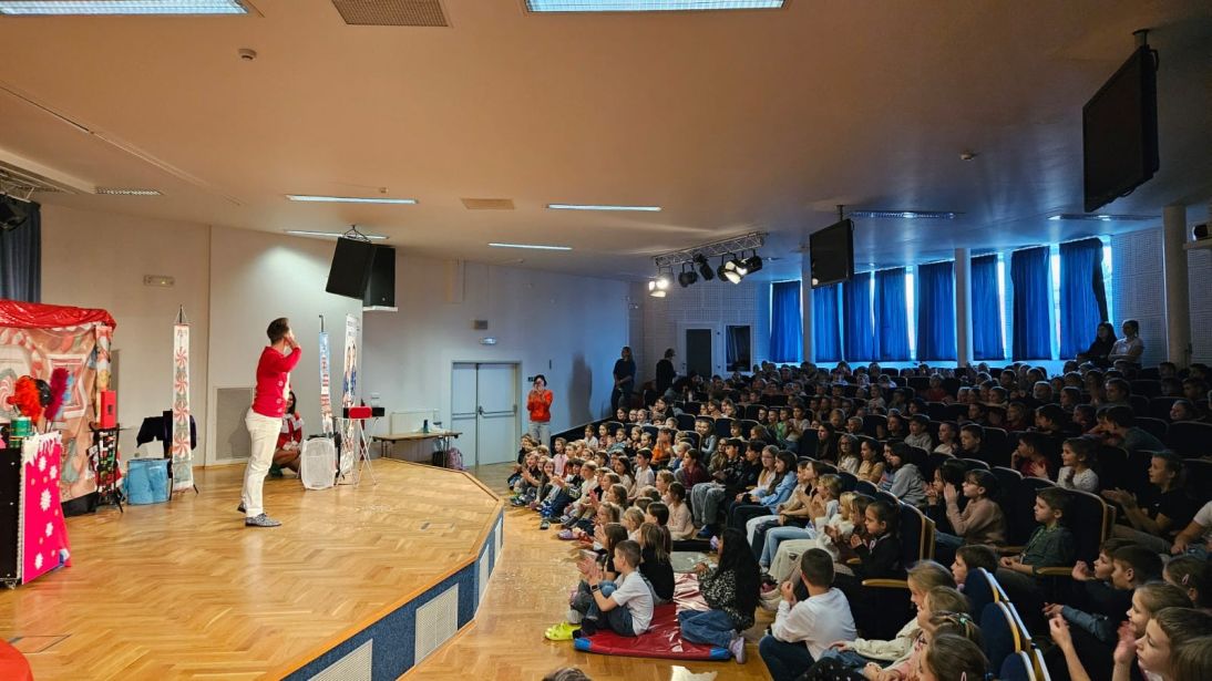 4b6dd311-c297-425a-98fe-f02ccc17a306 4b6dd311-c297-425a-98fe-f02ccc17a306