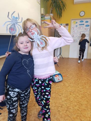 51b5af7a-b807-43ef-8e92-22d3648eb325