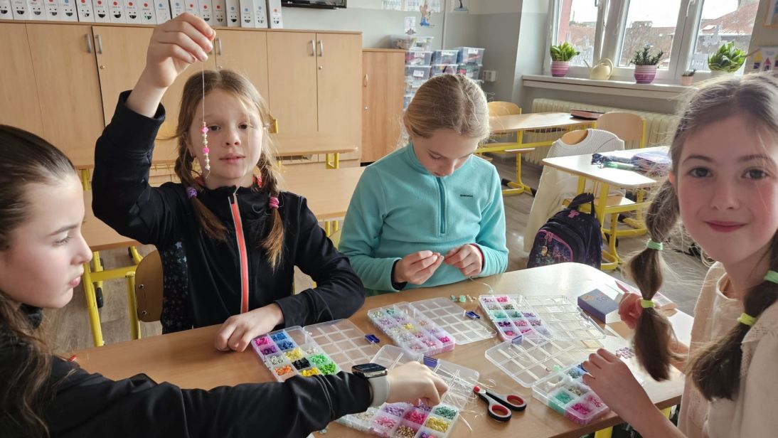 5957ce94-c6c3-45a8-a1ea-a0e7ac2677bd