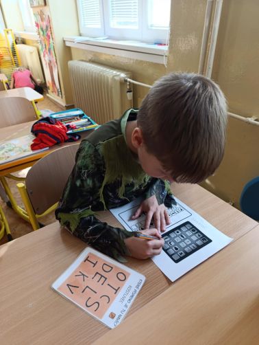 6c430782-b3df-4d6c-8e97-ac6aa385ffd9