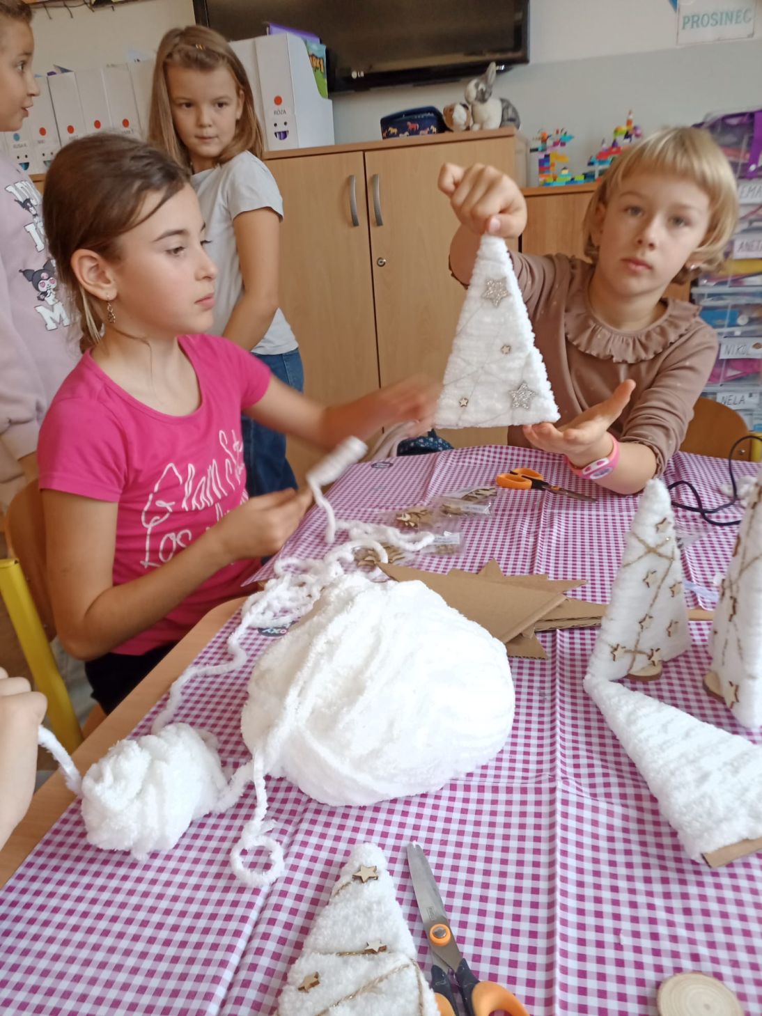 77e4684d-9829-4920-b047-ff8bf53e56fe