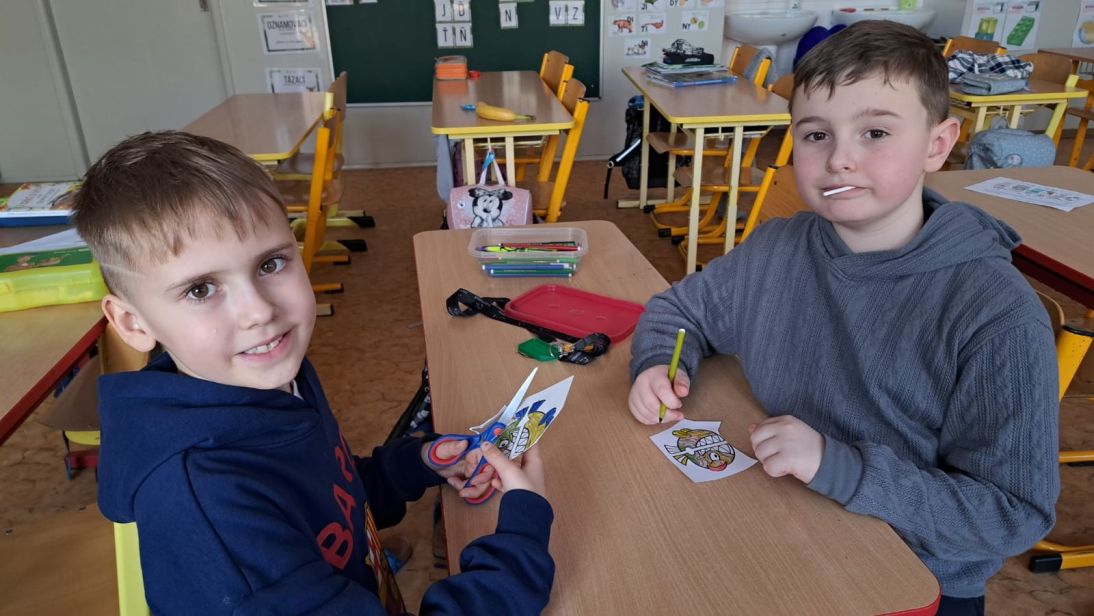 a4cc6320-f67b-469f-8632-3839febf7c1a