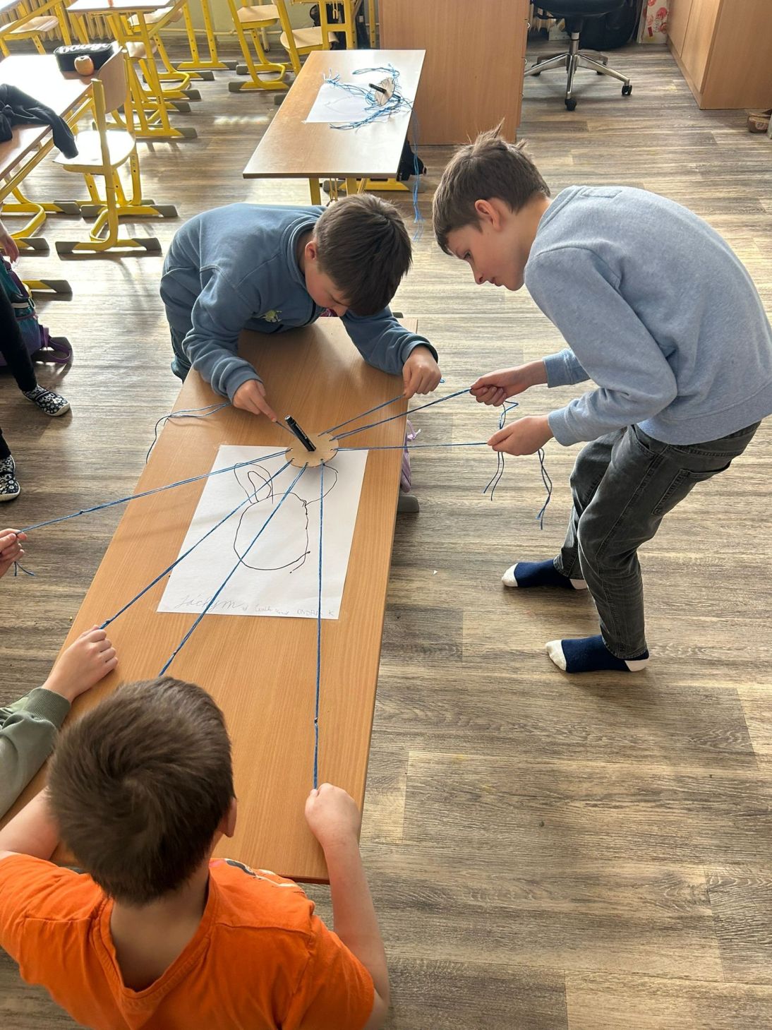 ad4cd402-a5c6-4e9c-a568-4d6fdd2228c2 ad4cd402-a5c6-4e9c-a568-4d6fdd2228c2