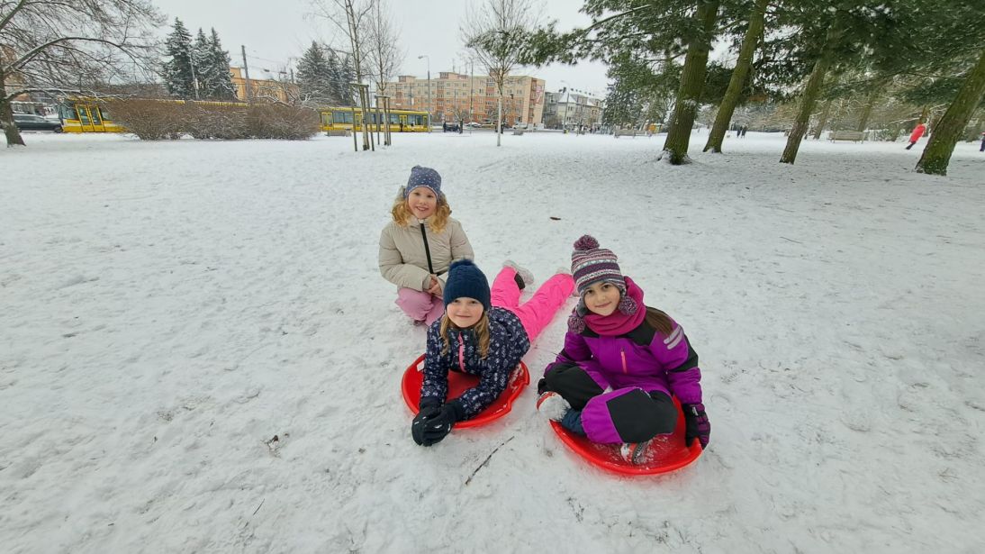 b311295f-e745-460b-b2a9-fa98b774a9e7