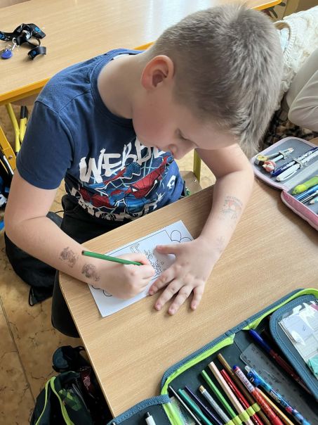 db936695-5caf-4a05-a9ed-f6c14403f468