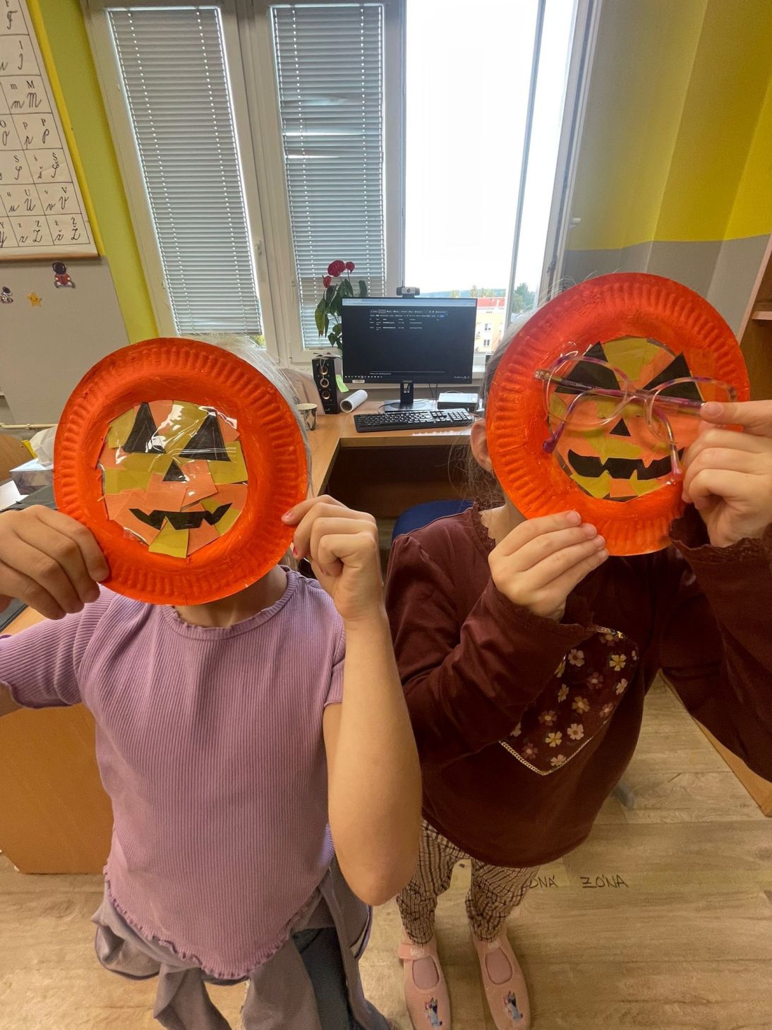 e961ff81-4ae0-426e-a35d-bed43060a7f6 e961ff81-4ae0-426e-a35d-bed43060a7f6