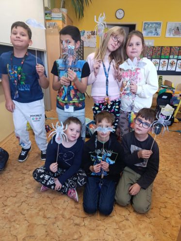 f0d8df87-b11b-49eb-b04c-07a5062496af (1)