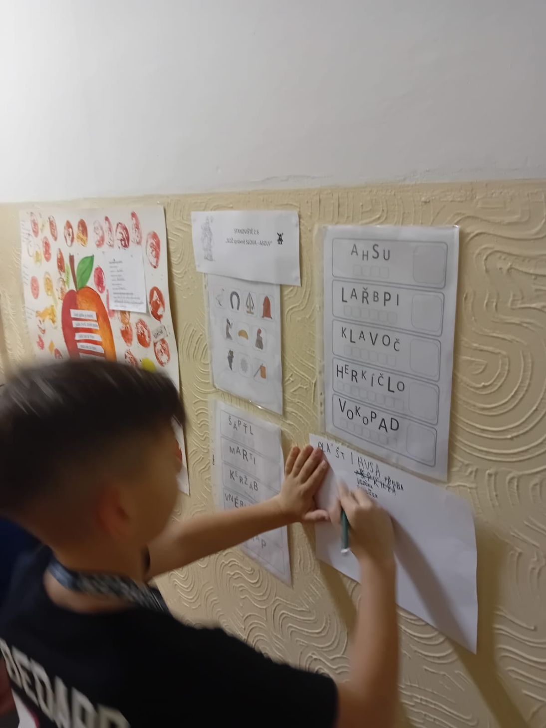 f8f49dbe-2373-4714-99a8-c38fd966dfb2 f8f49dbe-2373-4714-99a8-c38fd966dfb2